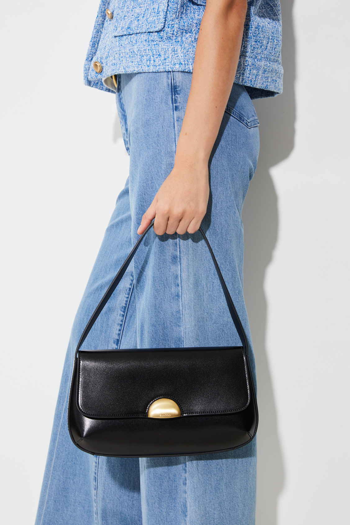 Mia Black patent leather baguette handbag BLACK