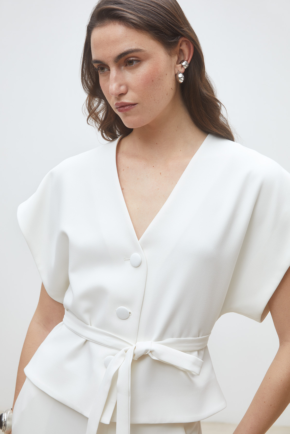Lazlo Structured cropped blouse OFF-WHITE