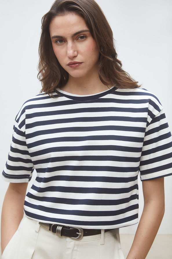 Martilo Striped tee-shirt with open back