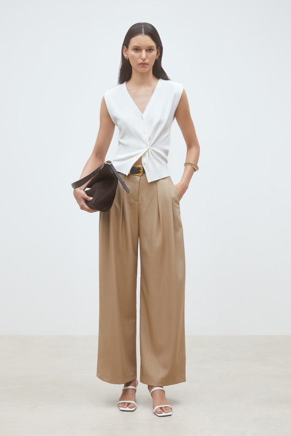 Gilem Draped sleeveless cardigan