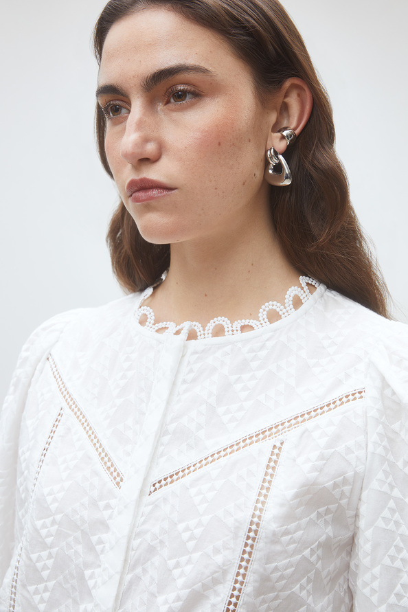 Leyla Blouse with embroidered details