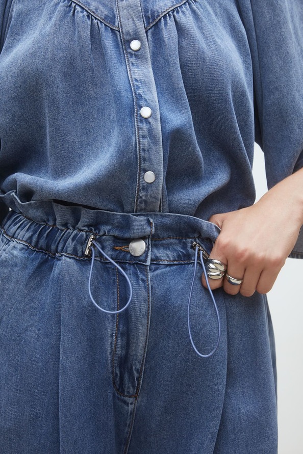 Reese Oversized high-waisted jeans