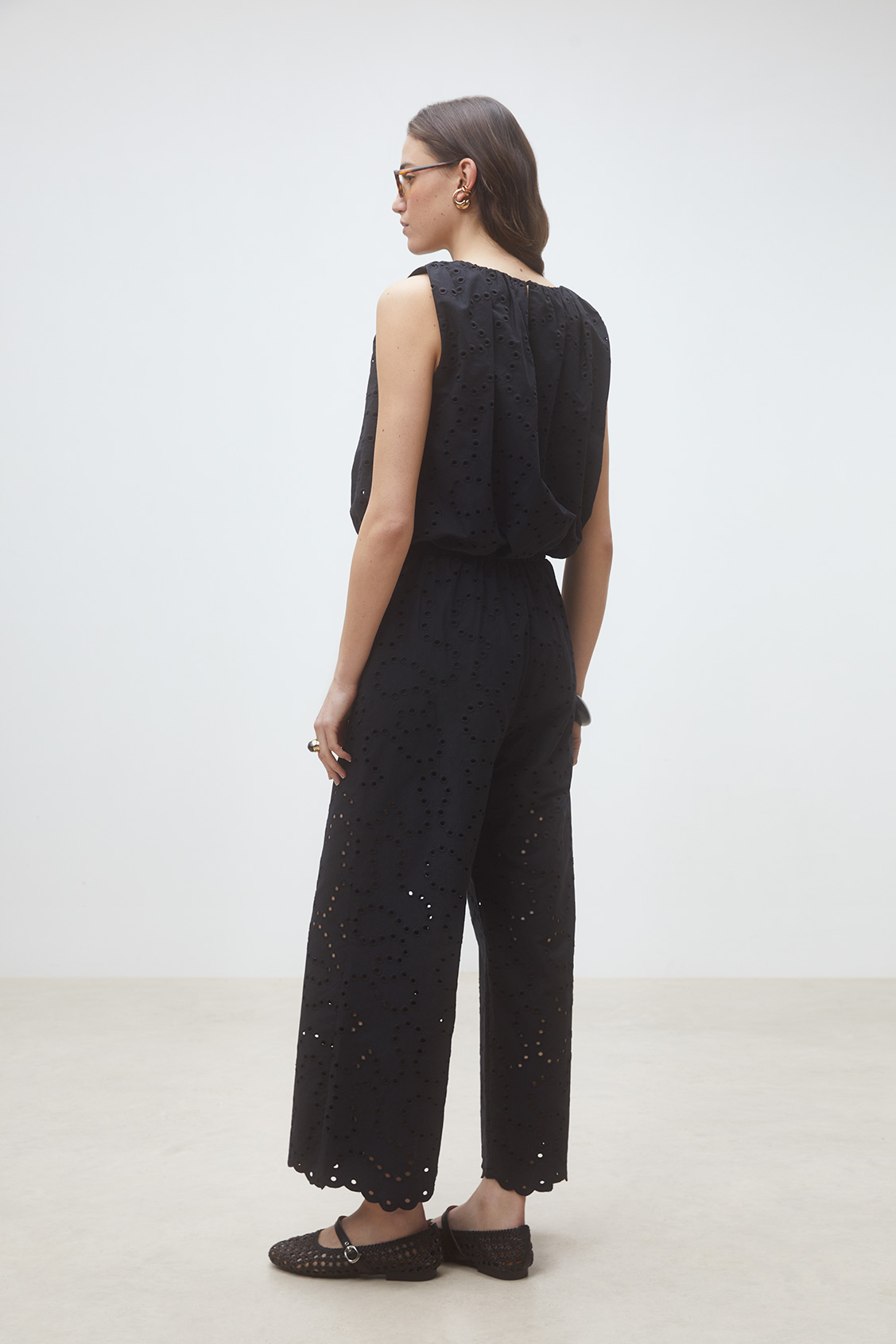 Jane Pants with geometric english embroideries BLACK