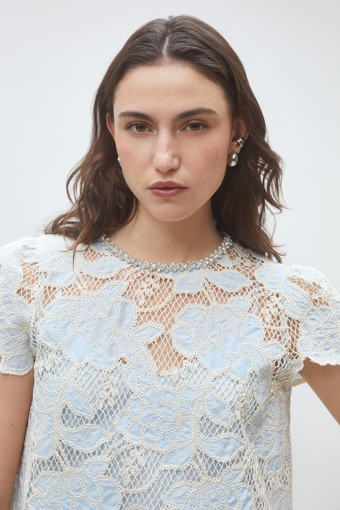 Lexy Short two-tone guipure blouse SKY BLUE