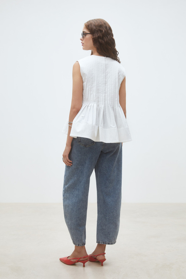 Luigi Pleated sleeveless blouse