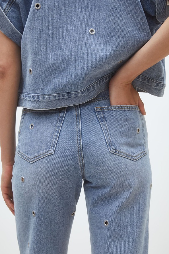 Rayan Straight jeans with eyelets