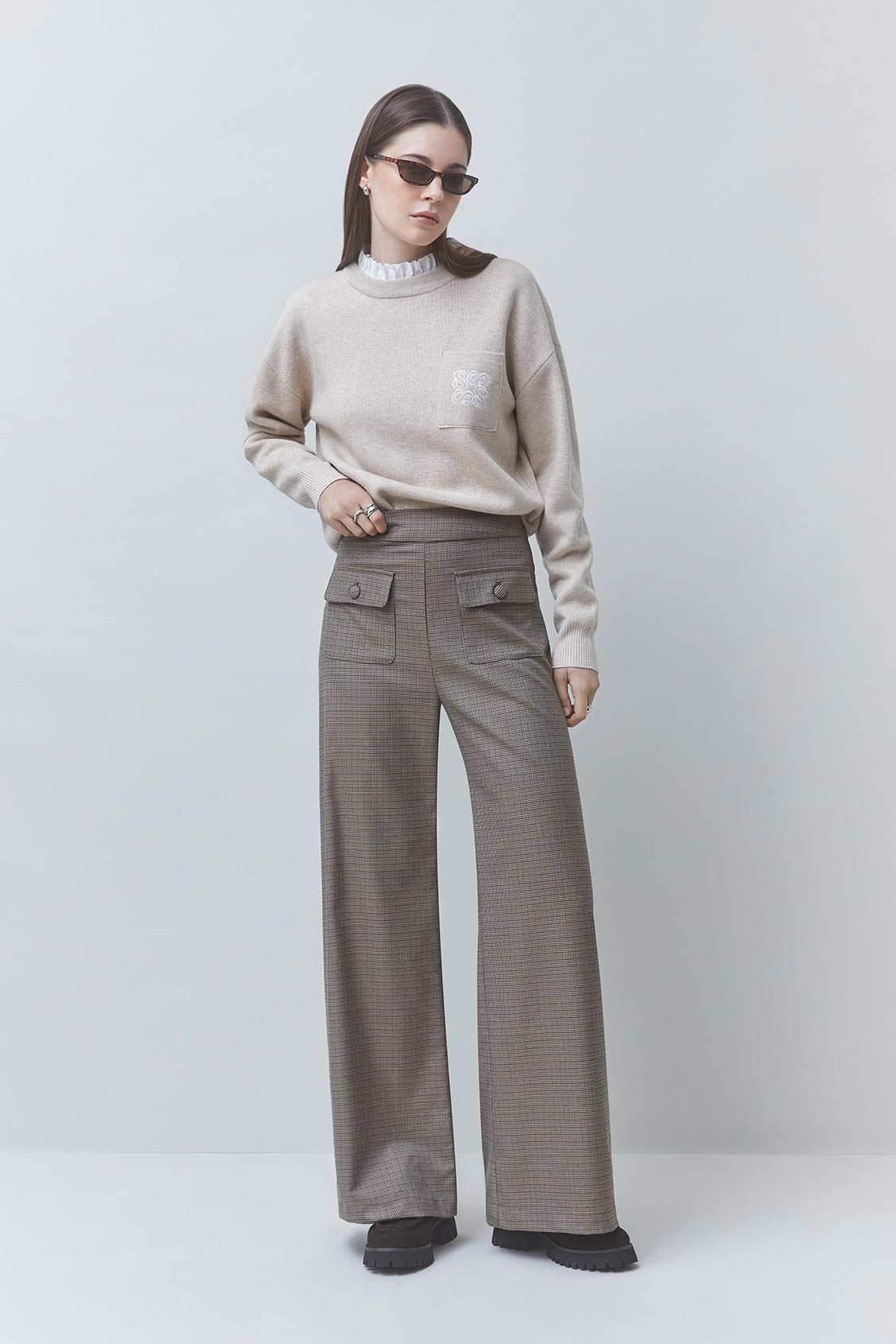 JOHN High-waisted pants with pocket details TAUPE