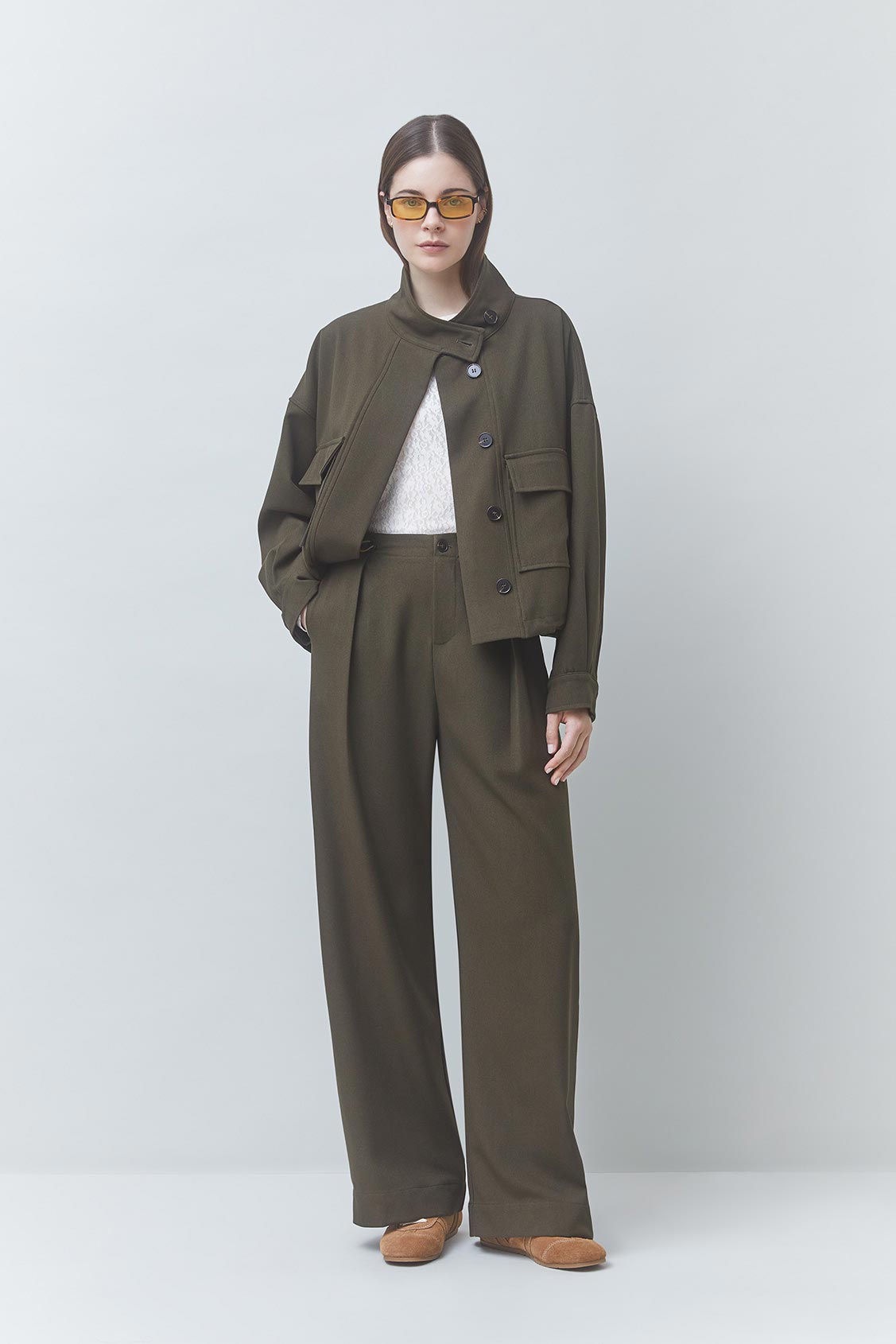 JIO Wide pants with the drawstrings Khaki