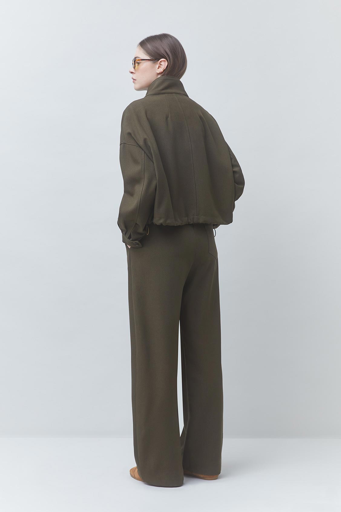 JIO Wide pants with the drawstrings Khaki