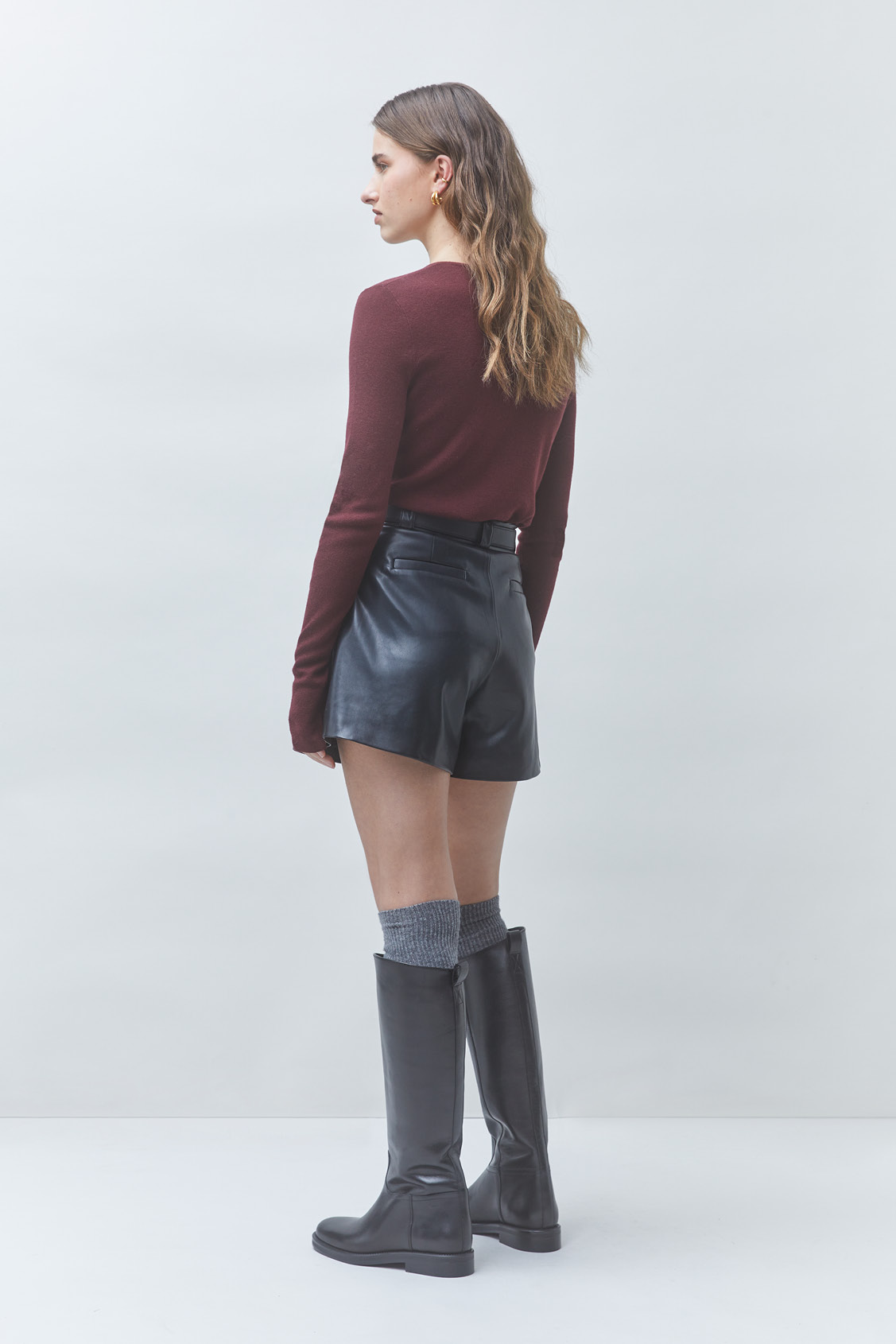 BEE Black faux leather shorts BLACK