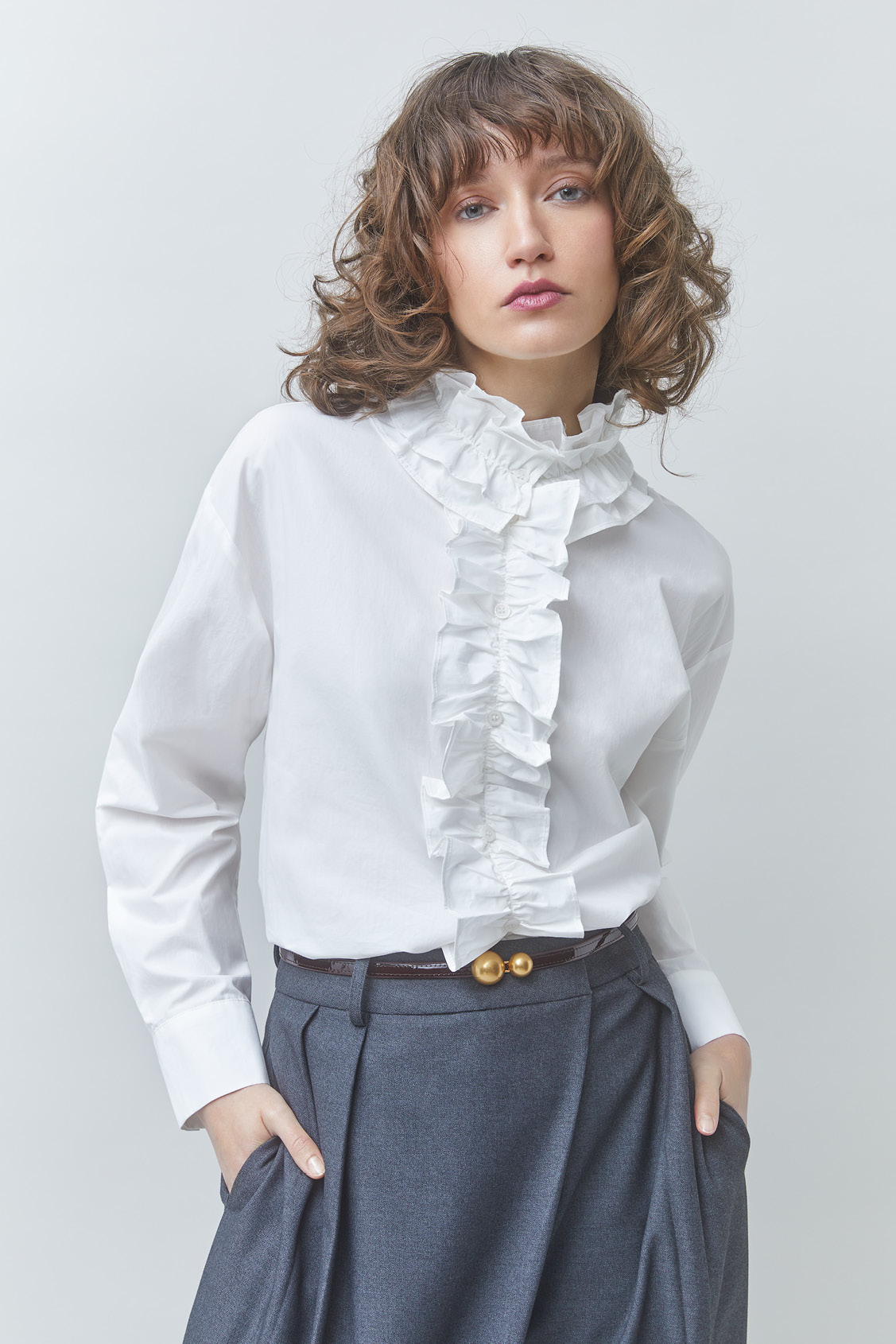 LUCIE Shirt with a Victorian collar OFF-WHITE