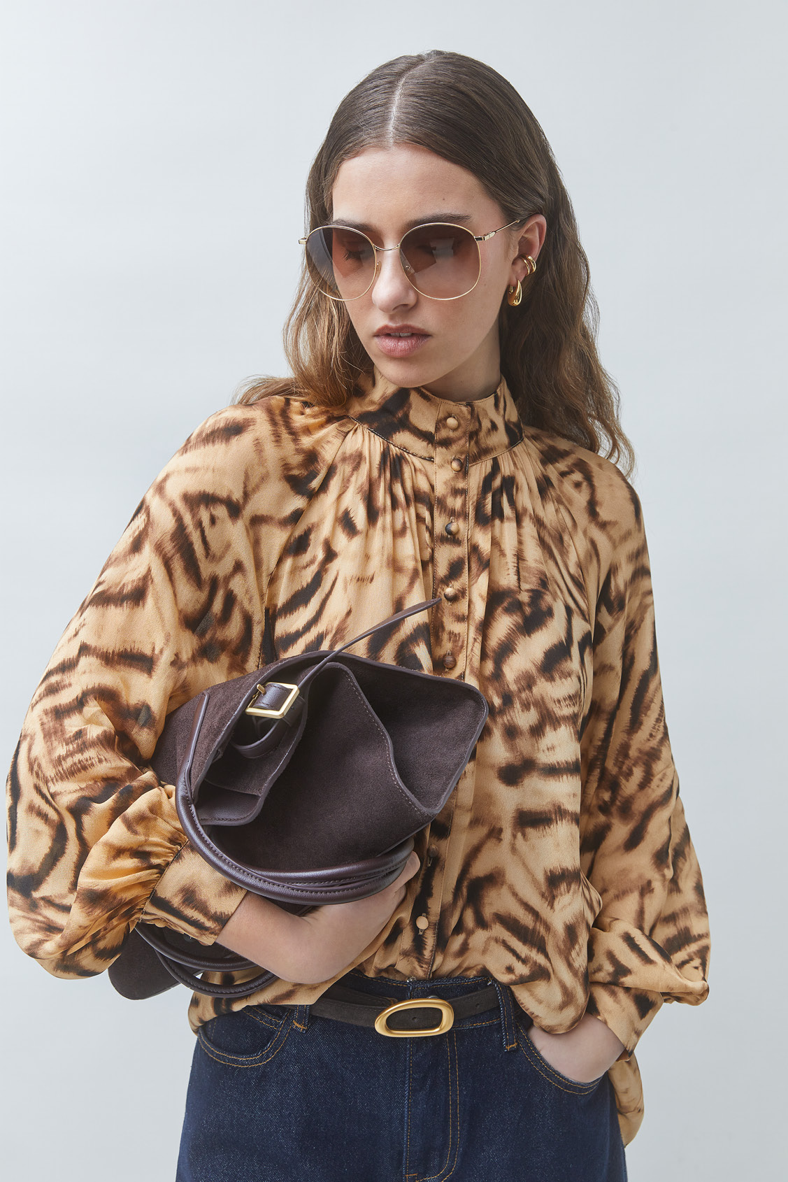 LUX Flowy blouse with animal print BEIGE