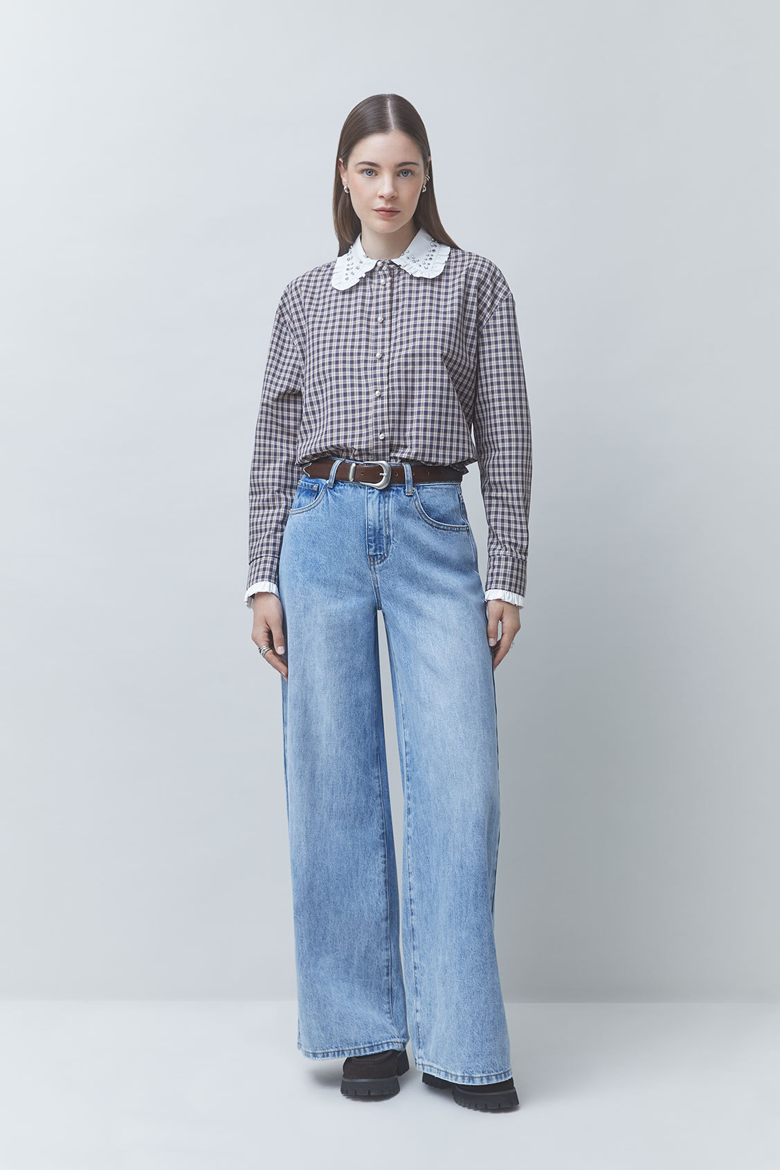 LARS Short-sleeved checked shirt with the beaded details Chocolate