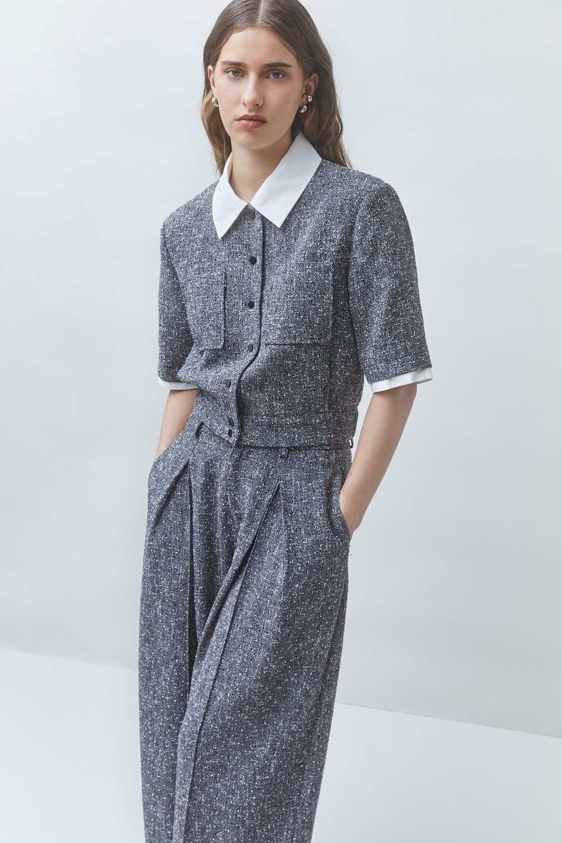 LINO Short-sleeved sequinned blouse Carbon