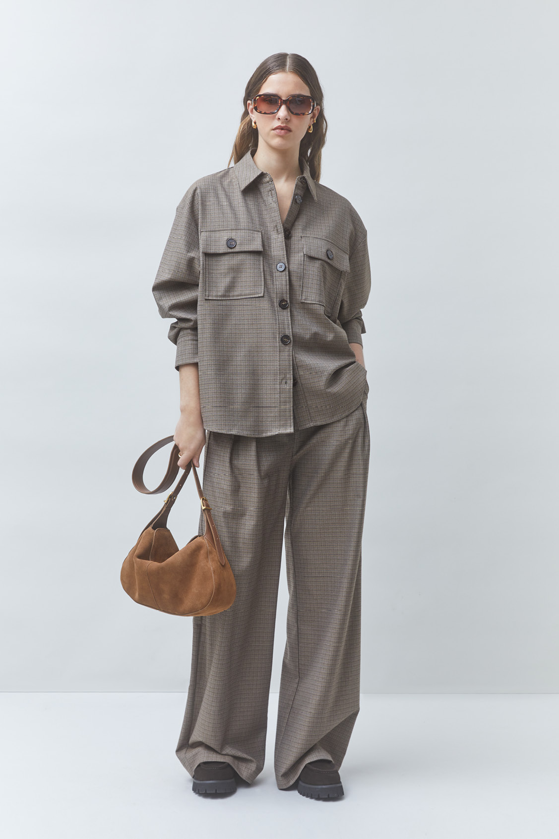 LORD Flowy shirt with pocket details TAUPE