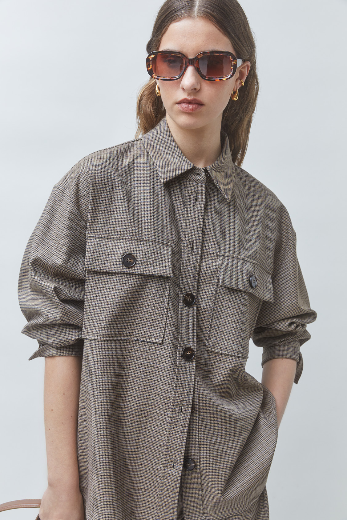 LORD Flowy shirt with pocket details TAUPE