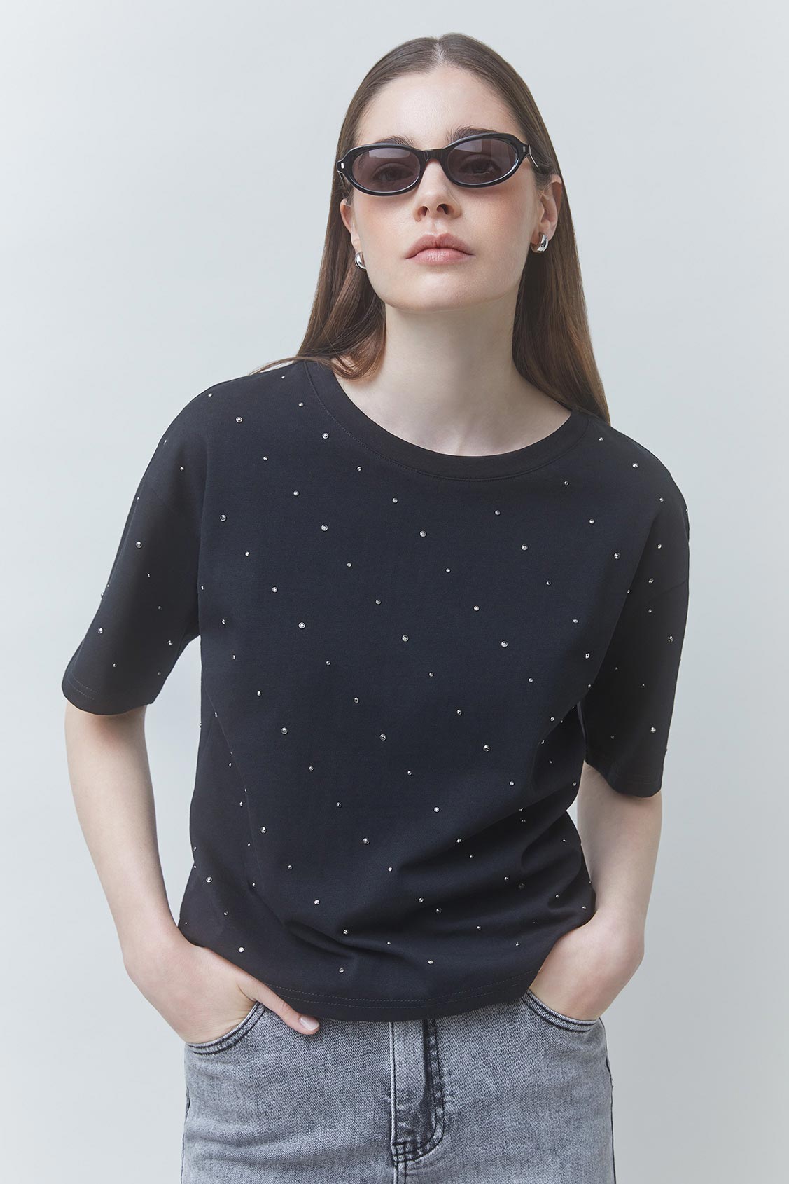 MARTISY Open-back studded tee-shirt BLACK