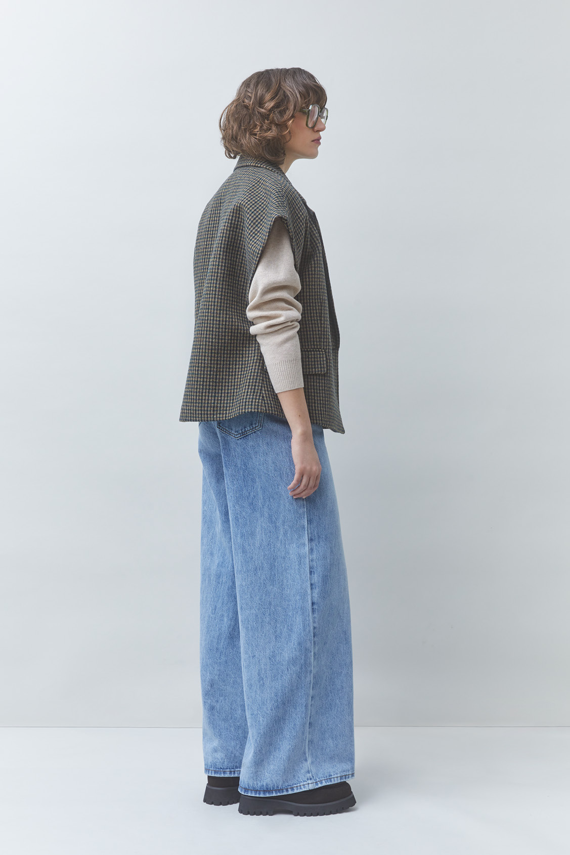 DRIFT Sleeveless checked jacket Khaki