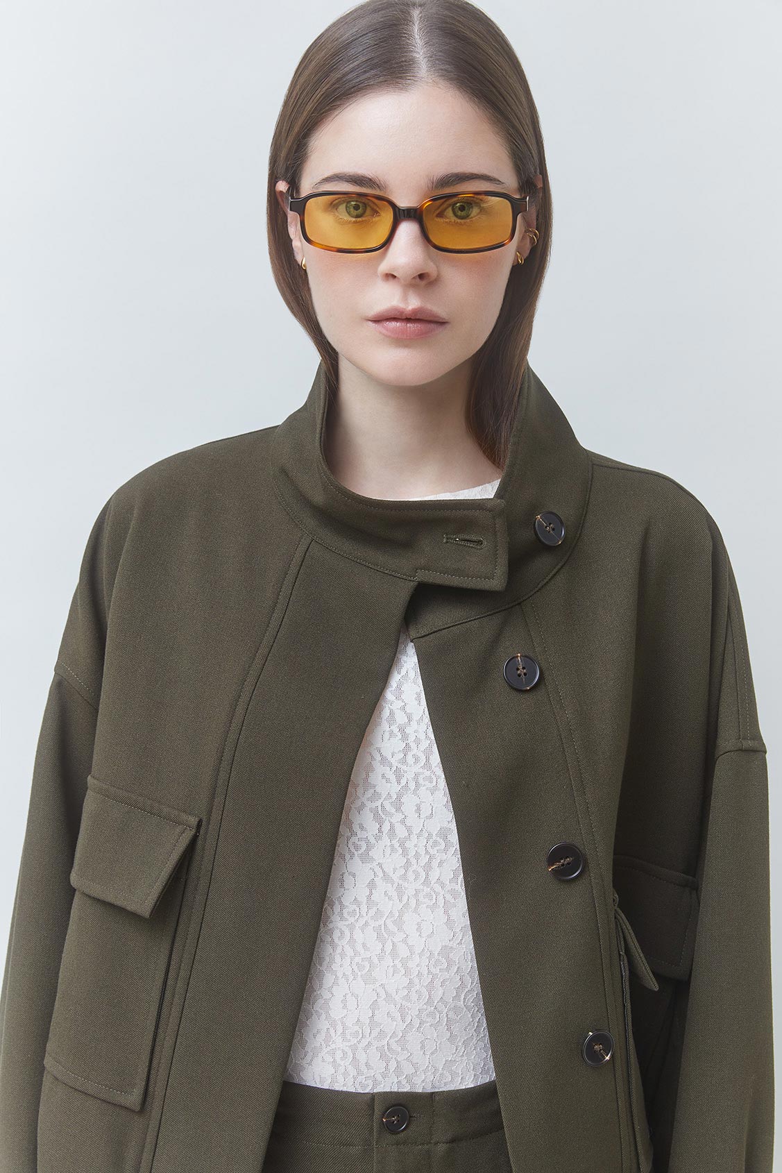 DONA Short jacket with the pockets Khaki