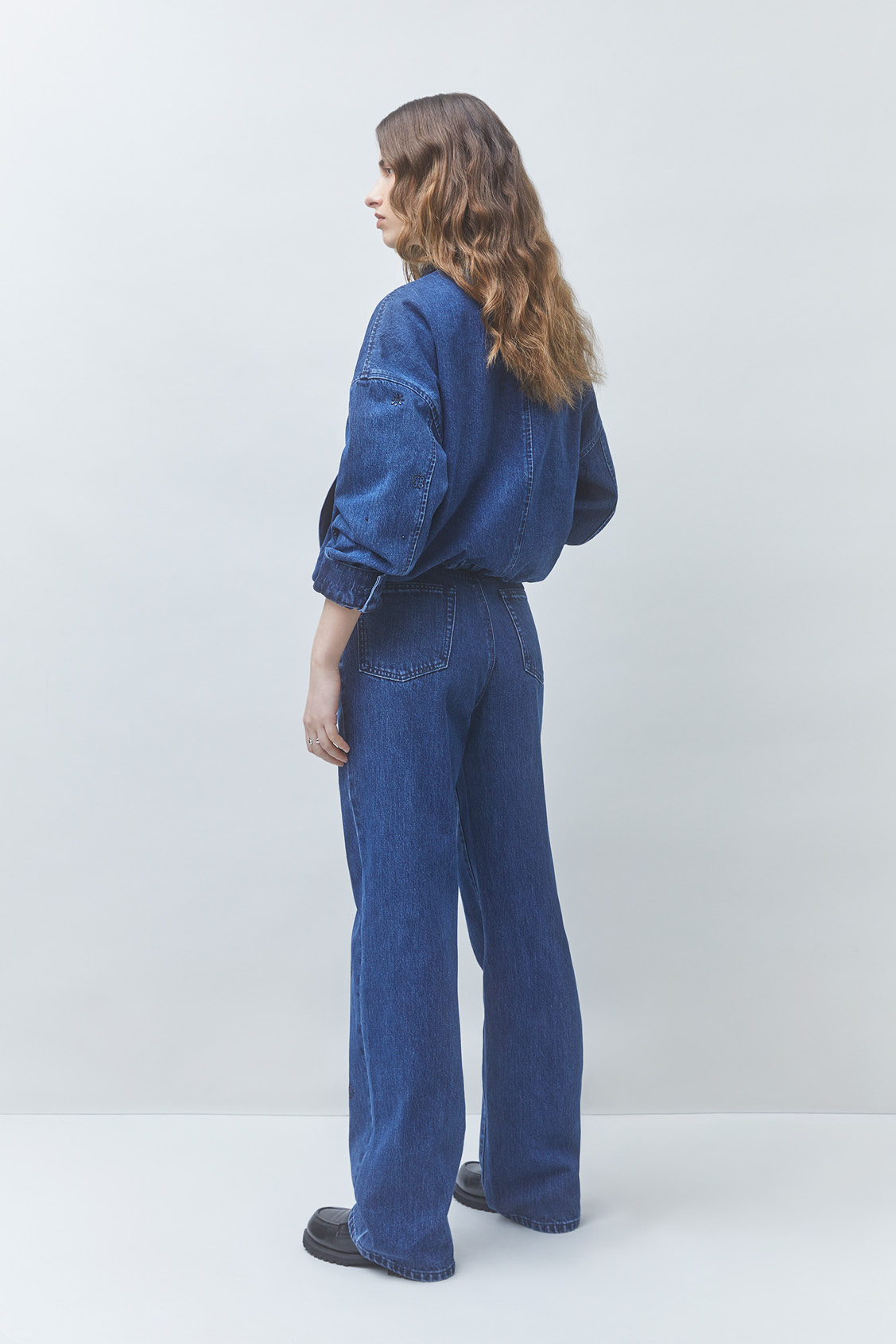 RAVEL Straight-leg jeans with black rhinestone details BLUE JEANS
