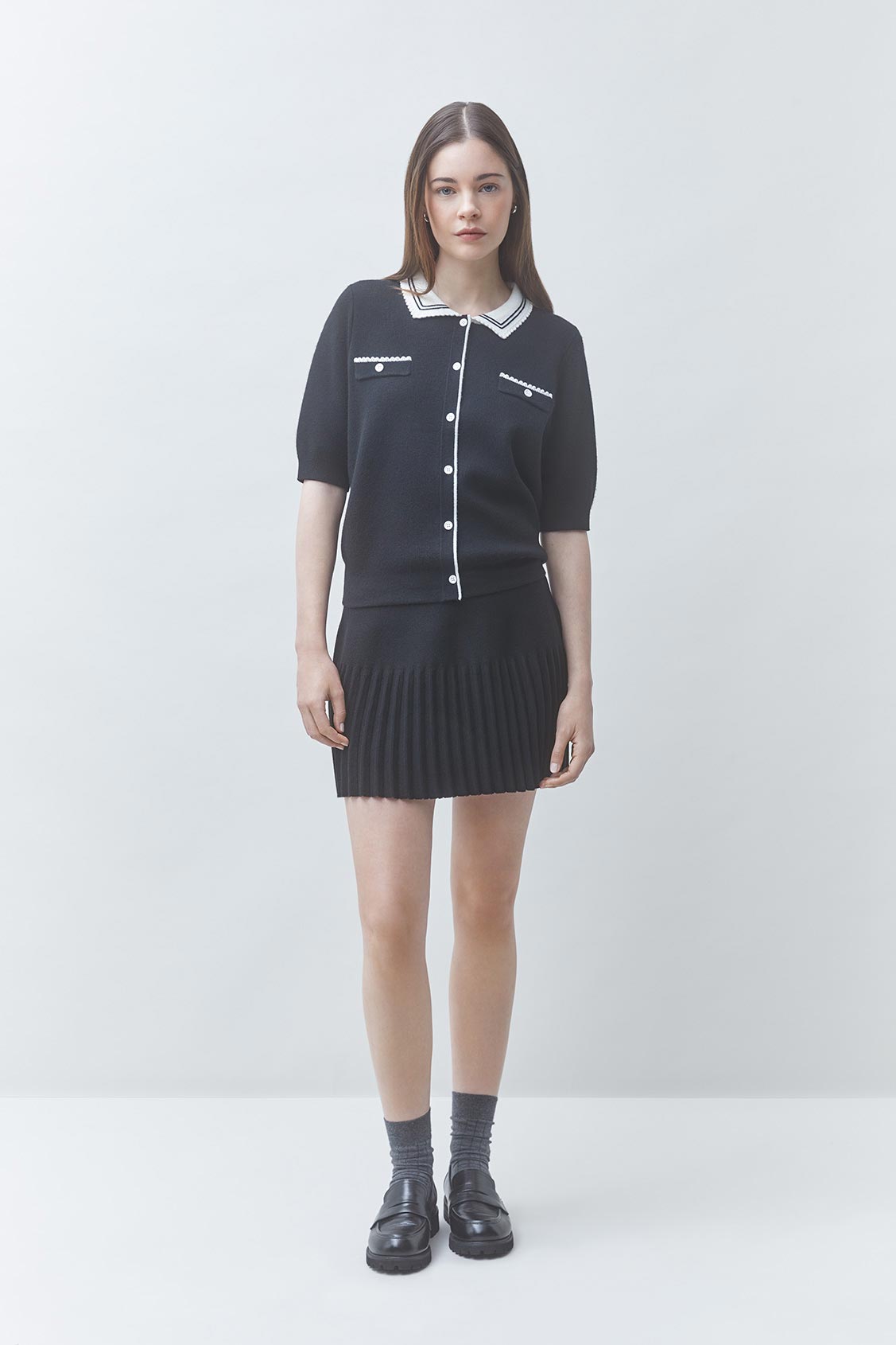 FALDA Short pleated skirt BLACK