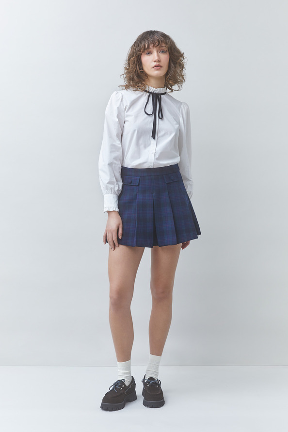 FAMOUS Short checked skirt