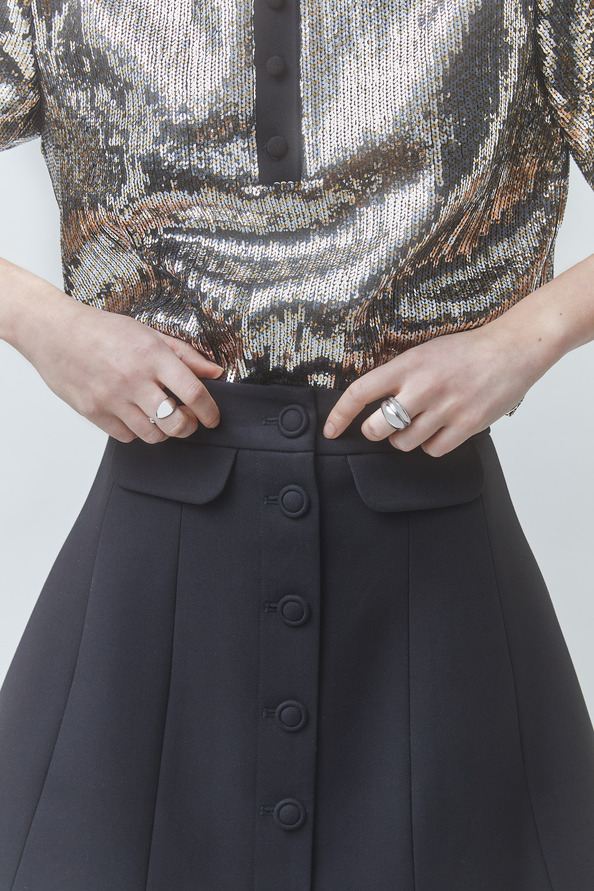 LIGHT Silver sequinned blouse