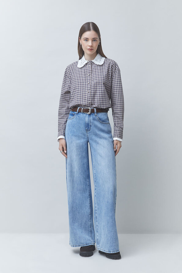LARS Short-sleeved checked shirt with the beaded details
