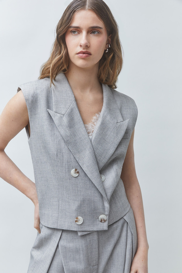 DAYGC Sleeveless blazer