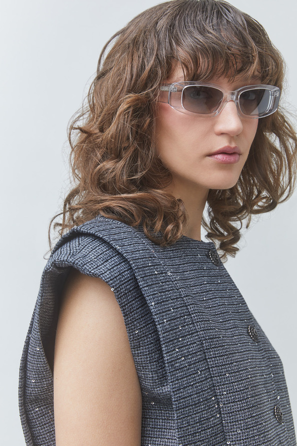 DESERT Short, sleeveless sequinned jacket