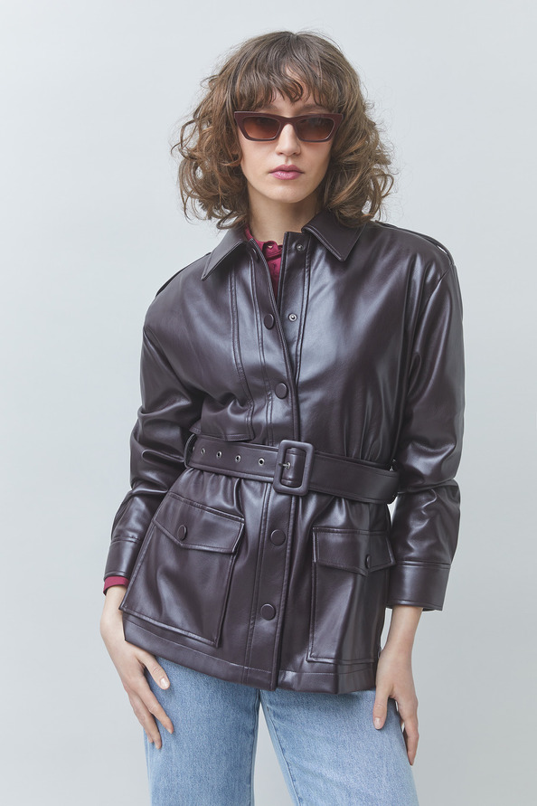 DANCE Short faux leather jacket with a belt