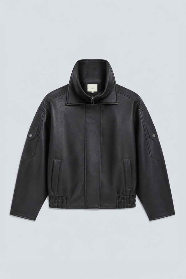 EARLY Oversized black faux leather coat