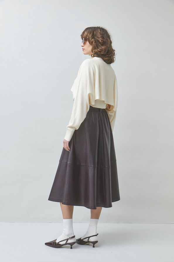 PRAVA Fancy crop-style jumper