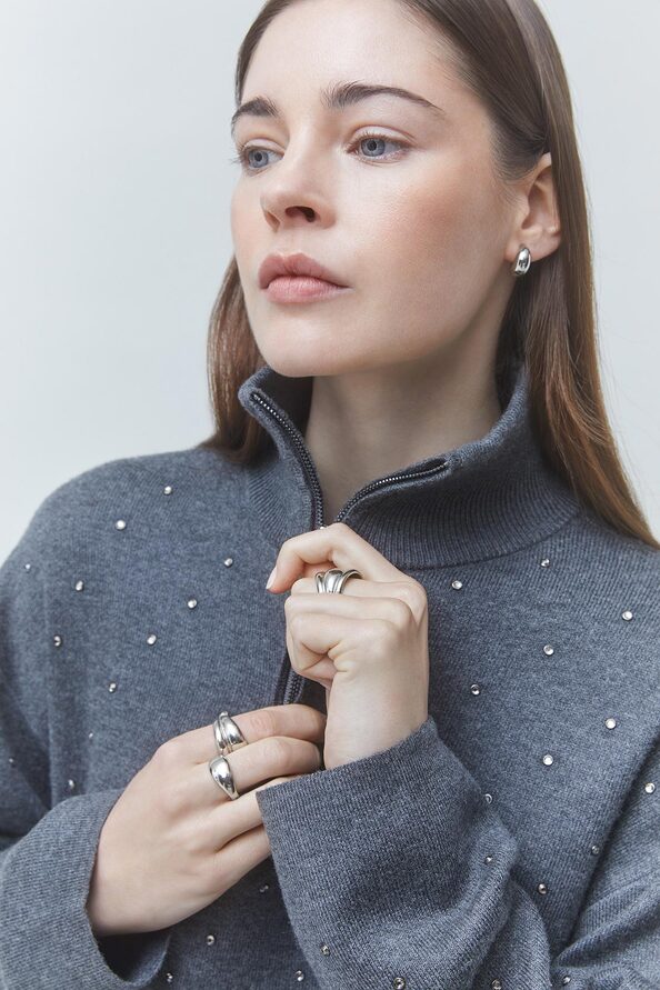 PRISTO Short hoodie with rhinestone details