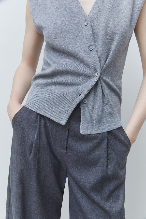 GILEM Draped sleeveless cardigan